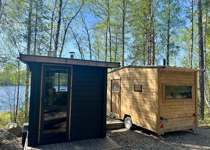 Alaska Glamping Linnansaari