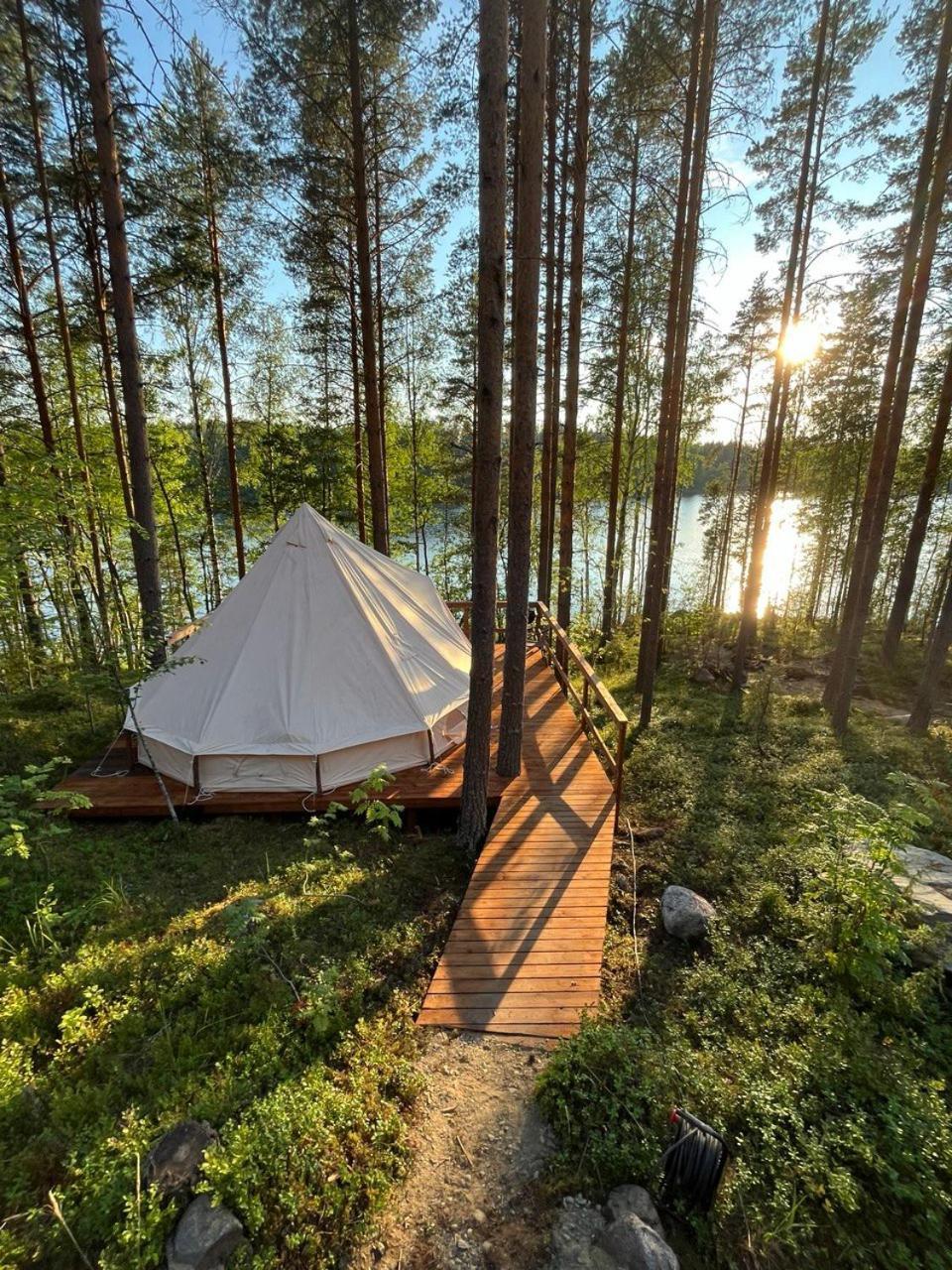 Glamping Alaska Glamping Linnansaari *
