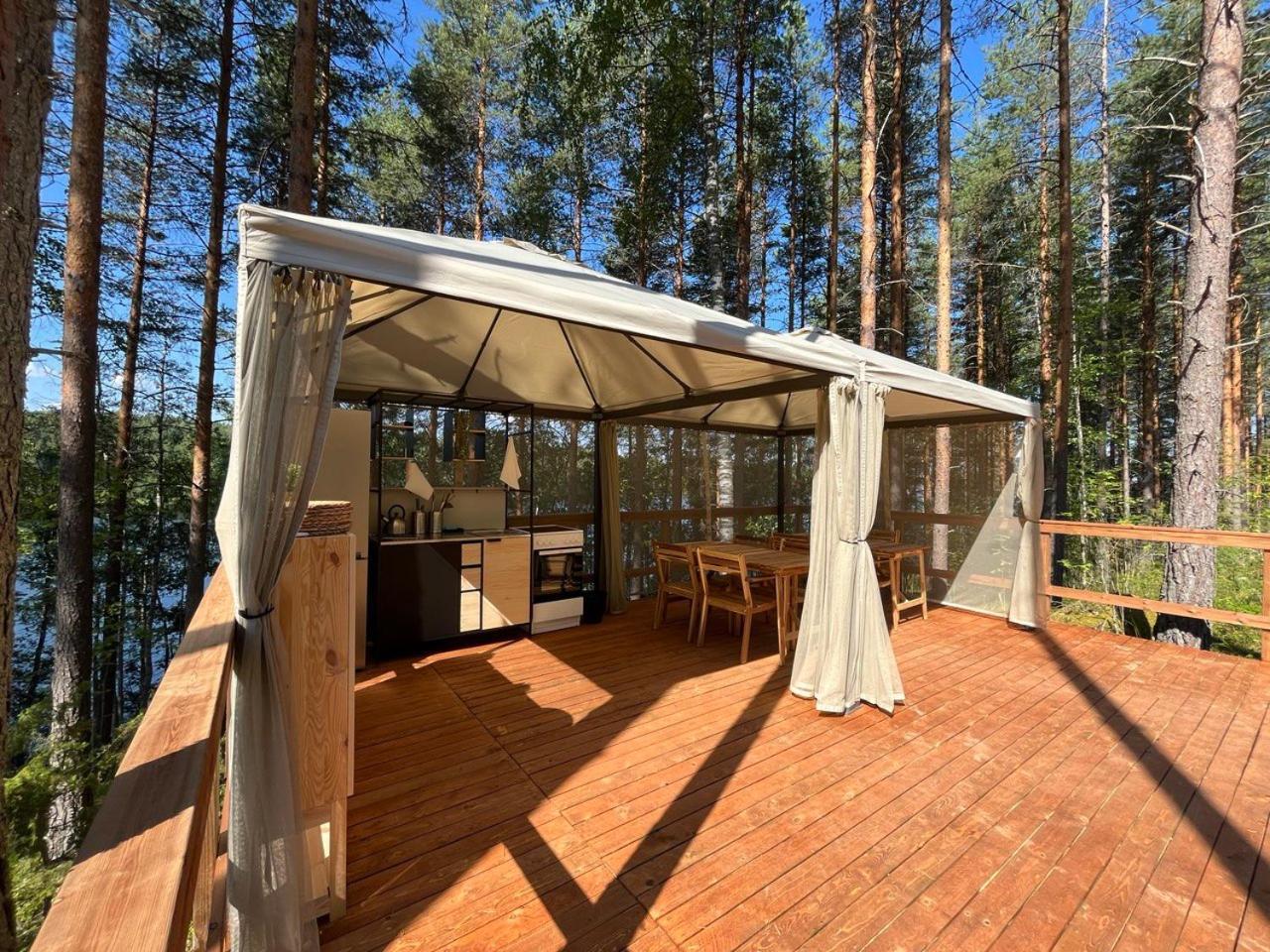 Alaska Glamping Linnansaari Glamping Savonlinna