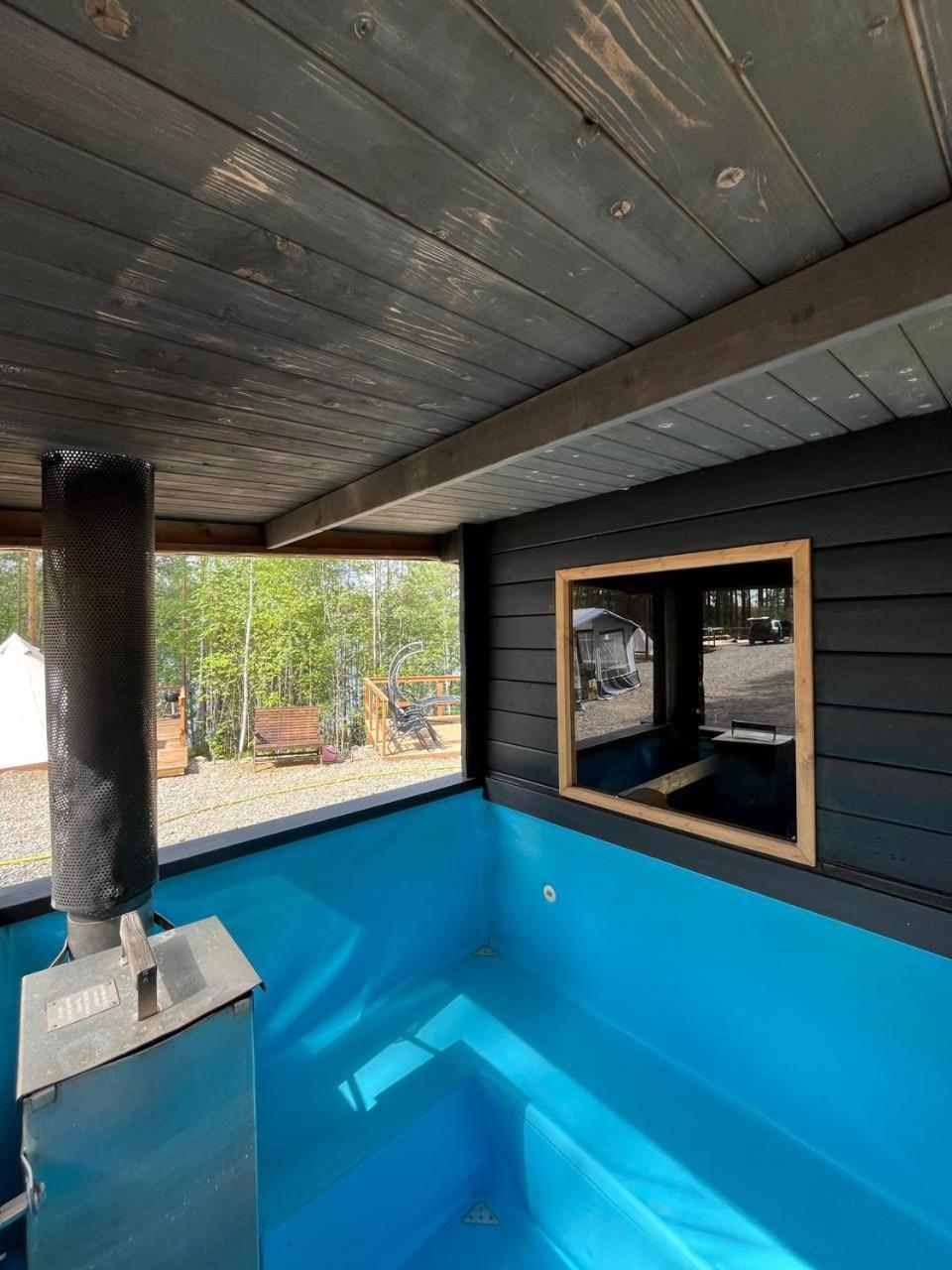 Glamping Alaska Glamping Linnansaari Savonlinna