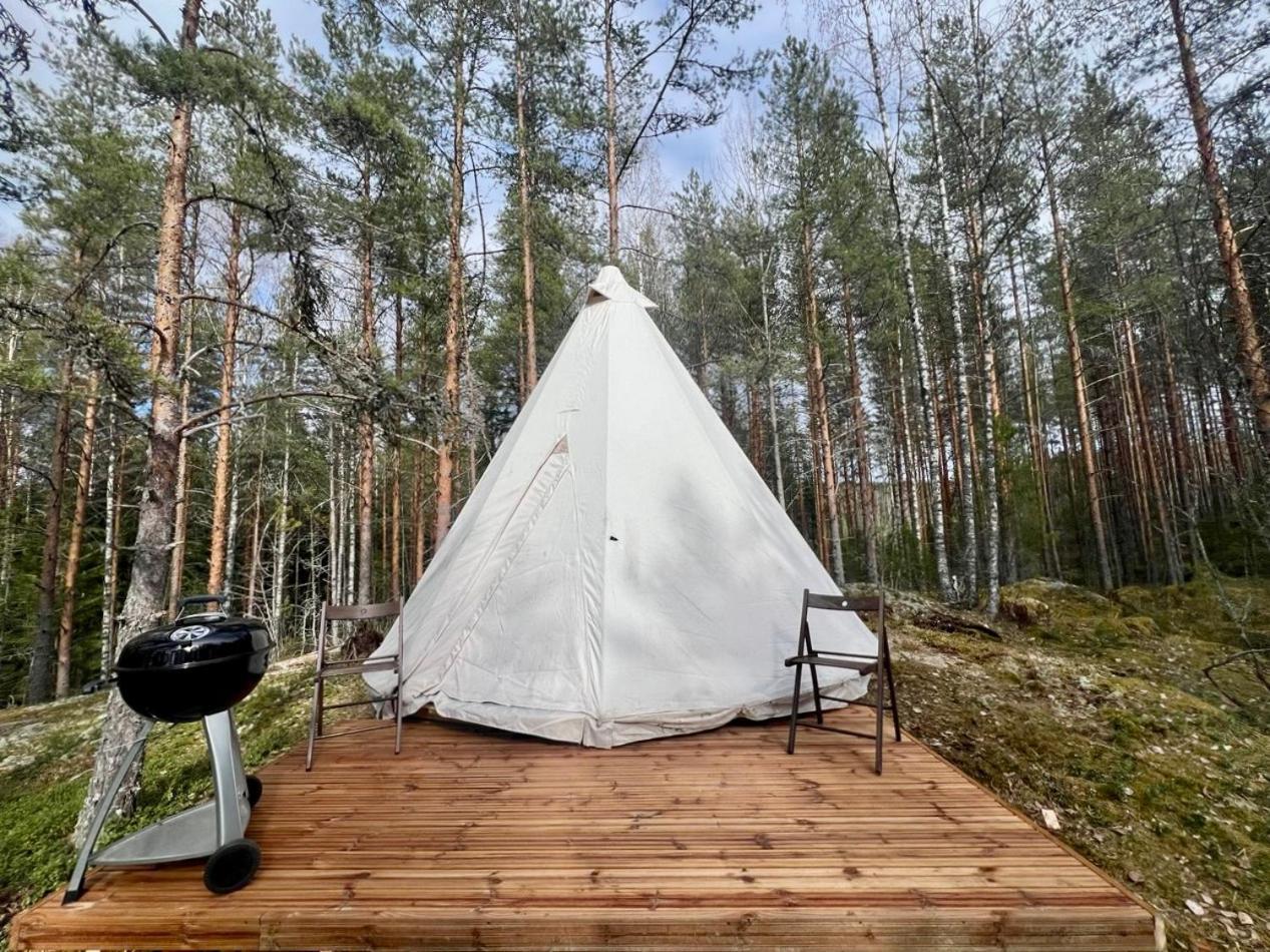 Роскошный шатер Alaska Glamping Linnansaari Савонлинна