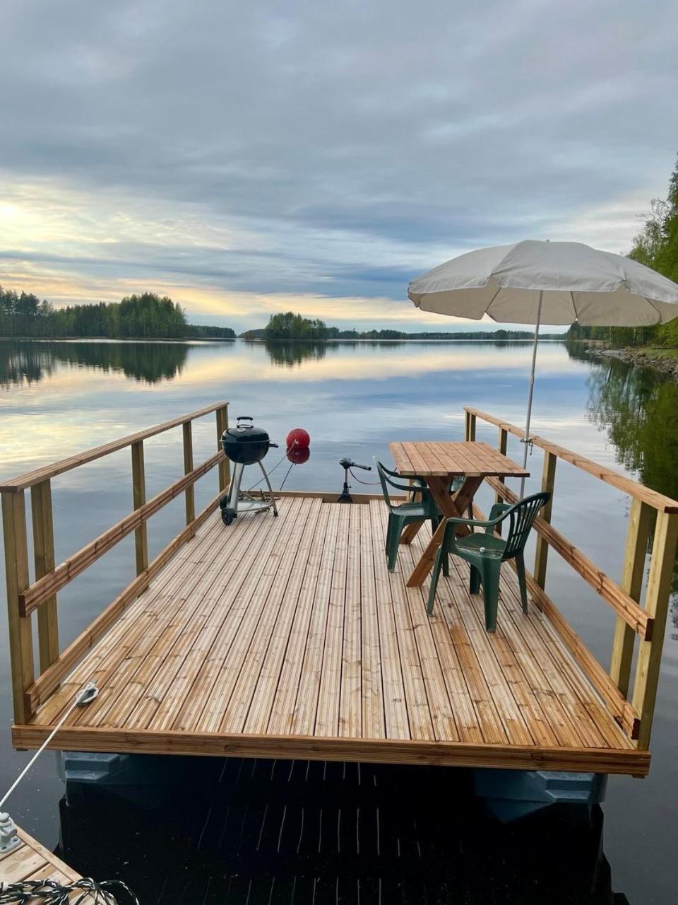 Alaska Glamping Linnansaari * Savonlinna