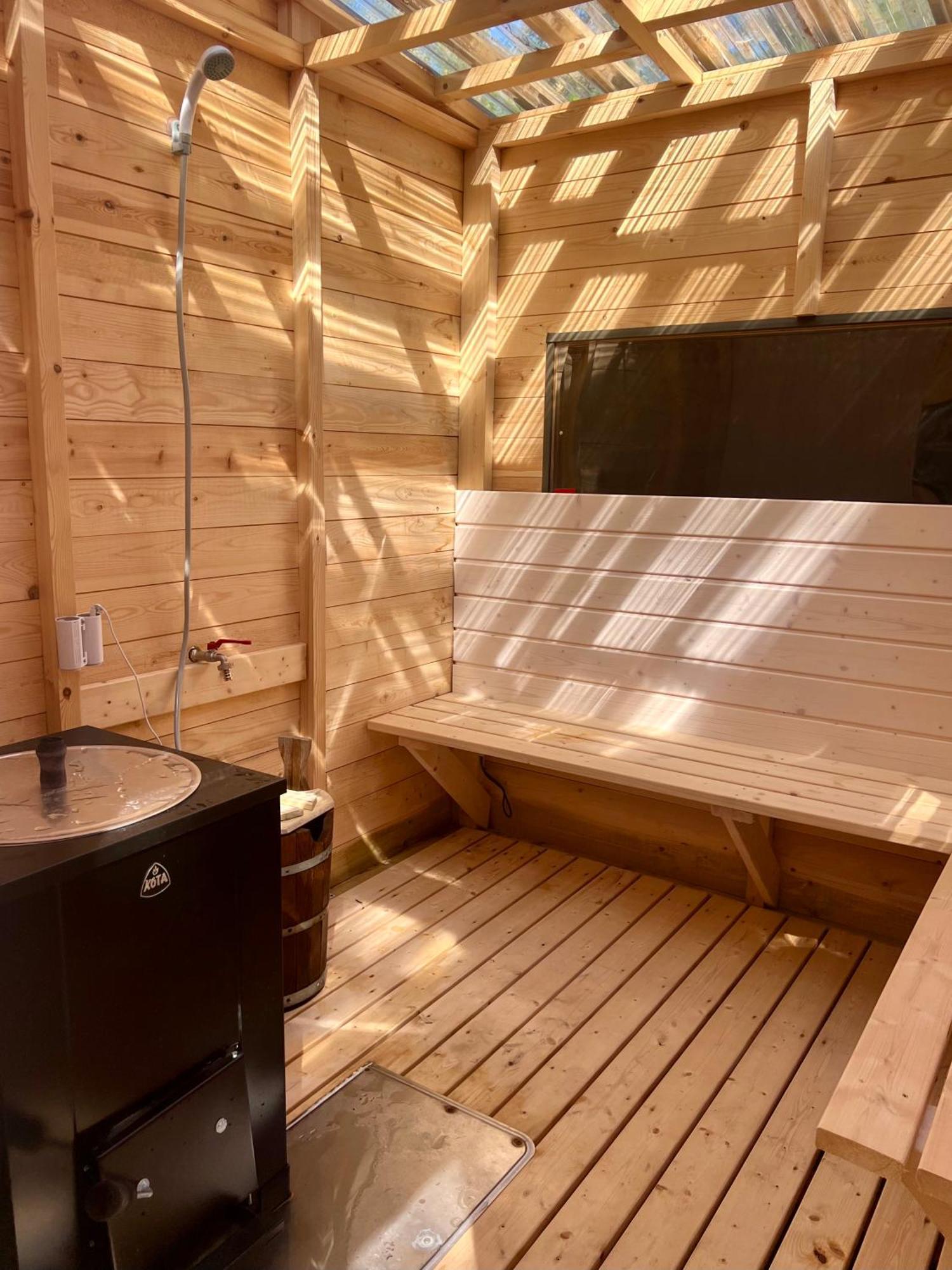 Alaska Glamping Linnansaari Роскошный шатер Савонлинна